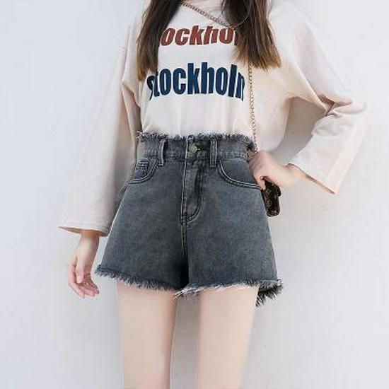 2023 Trendy Korean A-line Frayed Denim Shorts: High Waist, Loose Fit, Slimming Hot Pants for Students 30 чорний
2023 Trendy Korean A-line Frayed Denim Shorts: High Waist, Loose Fit, Slimming Hot Pants for Students 30 чорний