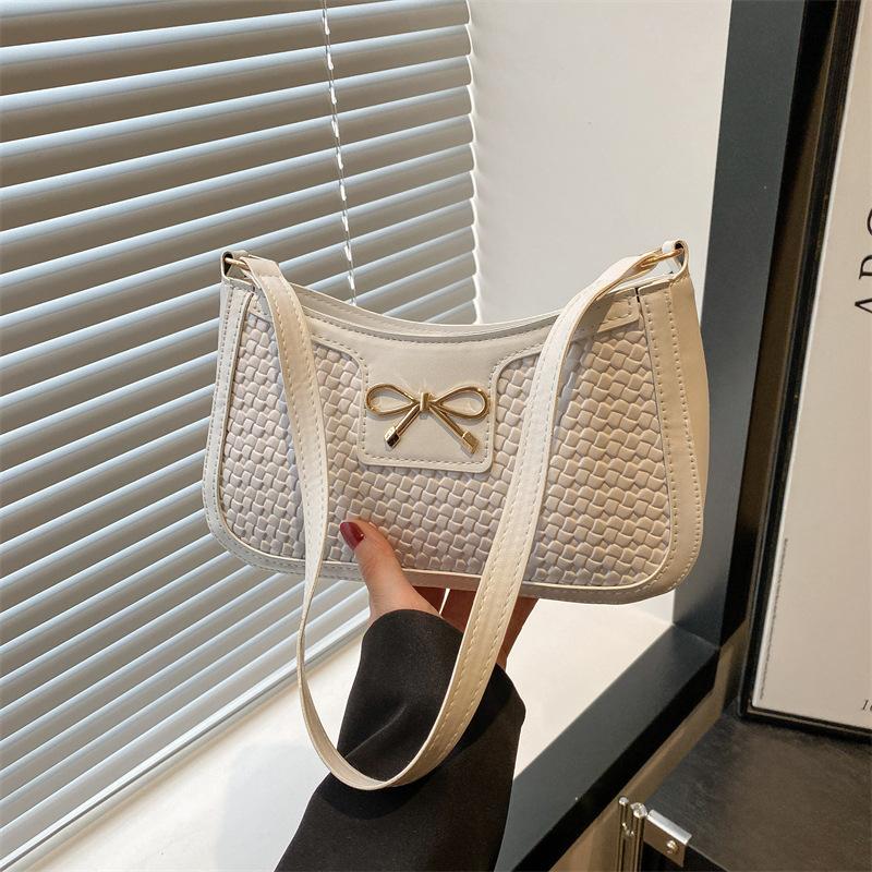 Beautiful bow women s handbag solid color casual versatile summer popular shoulder underarm bag women белый
Beautiful bow women s handbag solid color casual versatile summer popular shoulder underarm bag women белый