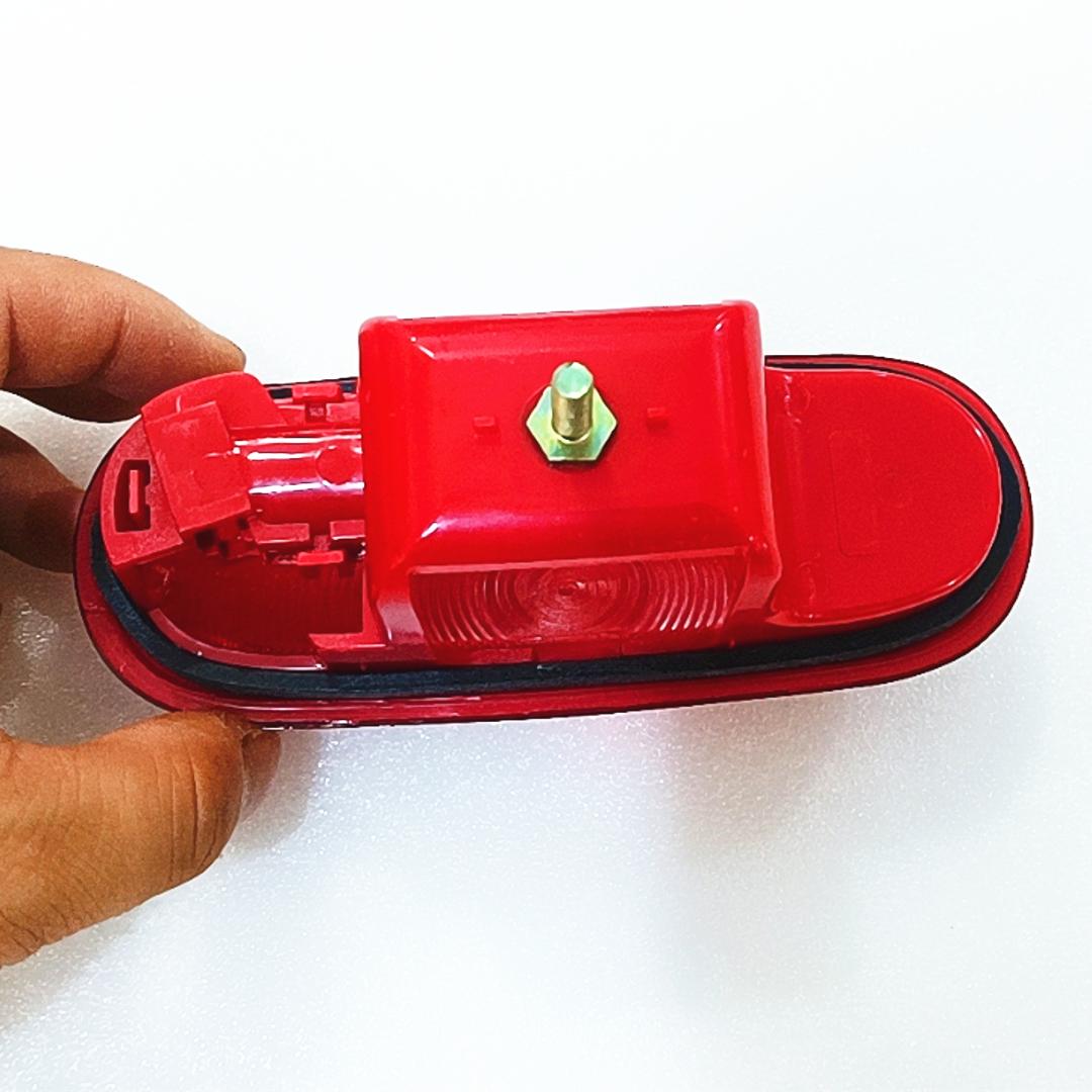 3-й задний стоп-сигнал для 01-14 Renault Trafic 2 Opel Vivaro X83 Nissan Primastar
3-й задний стоп-сигнал для 01-14 Renault Trafic 2 Opel Vivaro X83 Nissan Primastar