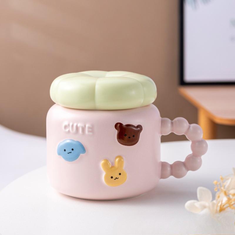 Niche Design High Value Household Ceramic Water Cup Cute Girls with Lid Mug Couple Coffee Cup Souvenir 400m l
Niche Design High Value Household Ceramic Water Cup Cute Girls with Lid Mug Couple Coffee Cup Souvenir 400m l