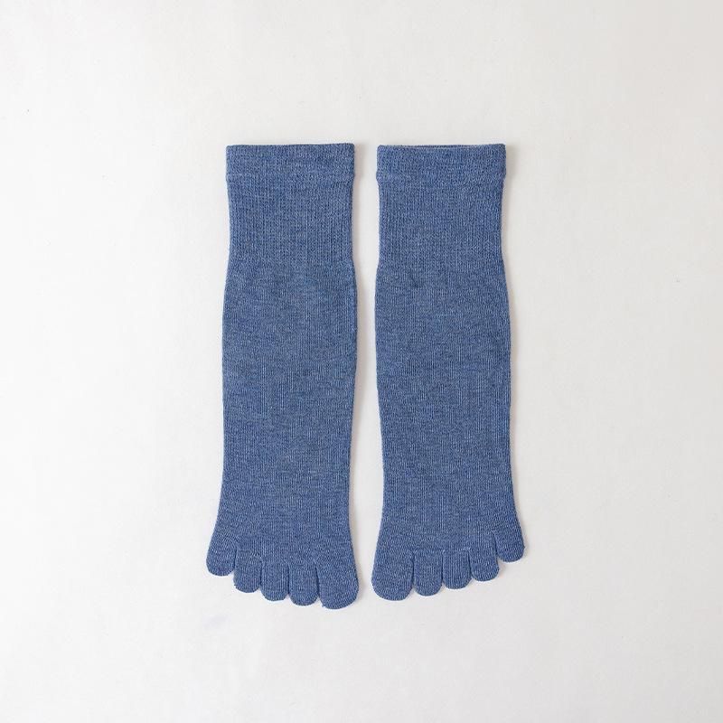 Всесезонні бавовняні шкарпетки унісекс із розділеним носом і п’ятьма пальцями – дихаючі однотонні шкарпетки середньої форми для спорту та відпочинку. One size (33-44) синій
Всесезонні бавовняні шкарпетки унісекс із розділеним носом і п’ятьма пальцями – дихаючі однотонні шкарпетки середньої форми для спорту та відпочинку. One size (33-44) синій