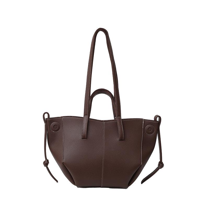 Корейский тренд 2025 Женская нишевая сумка-тоут с крылом – Большая вместимость
Корейский тренд 2025 Женская нишевая сумка-тоут с крылом – Большая вместимость