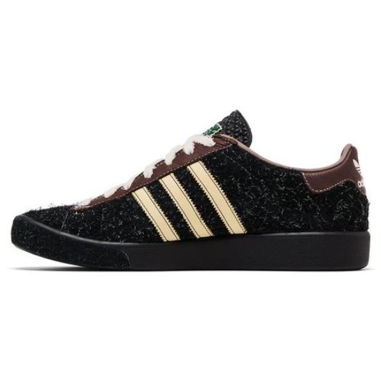 adidas originals Forest Hills Core x Brain Dead Black JR7942 Men s Size EU 39
adidas originals Forest Hills Core x Brain Dead Black JR7942 Men s Size EU 39