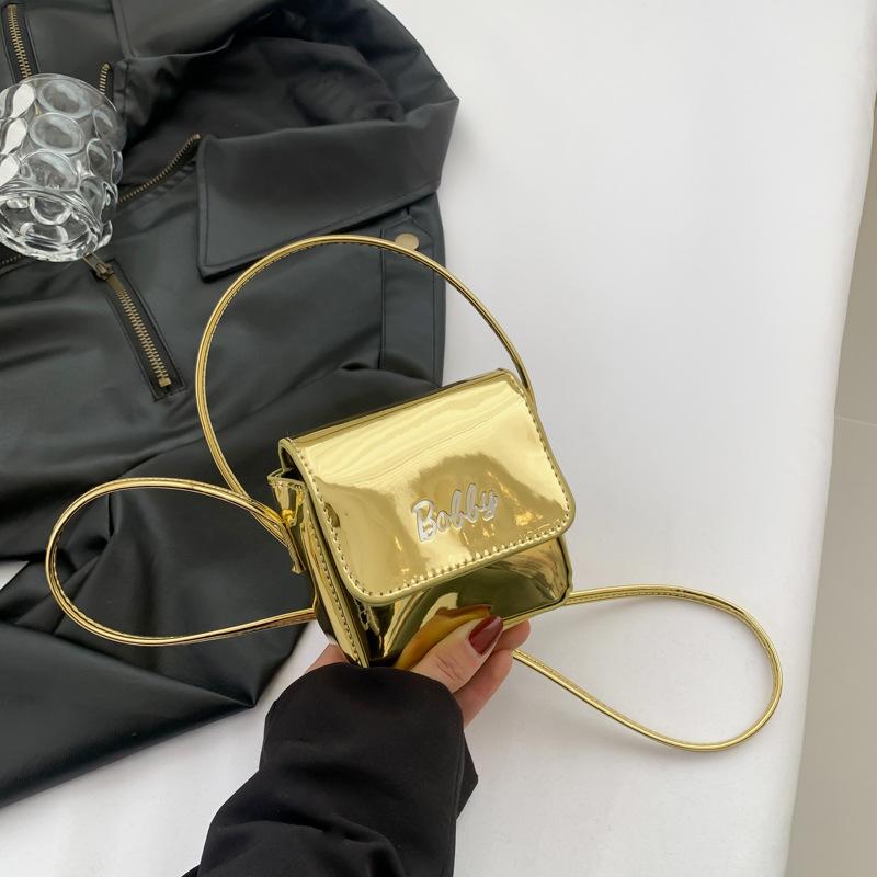 Повседневная маленькая женская сумка, новая модная сумка-мессенджер, женская сумка через плечо под мышкой, персонализированная ретро маленькая квадратная женская сумка
Повседневная маленькая женская сумка, новая модная сумка-мессенджер, женская сумка через плечо под мышкой, персонализированная ретро маленькая квадратная женская сумка