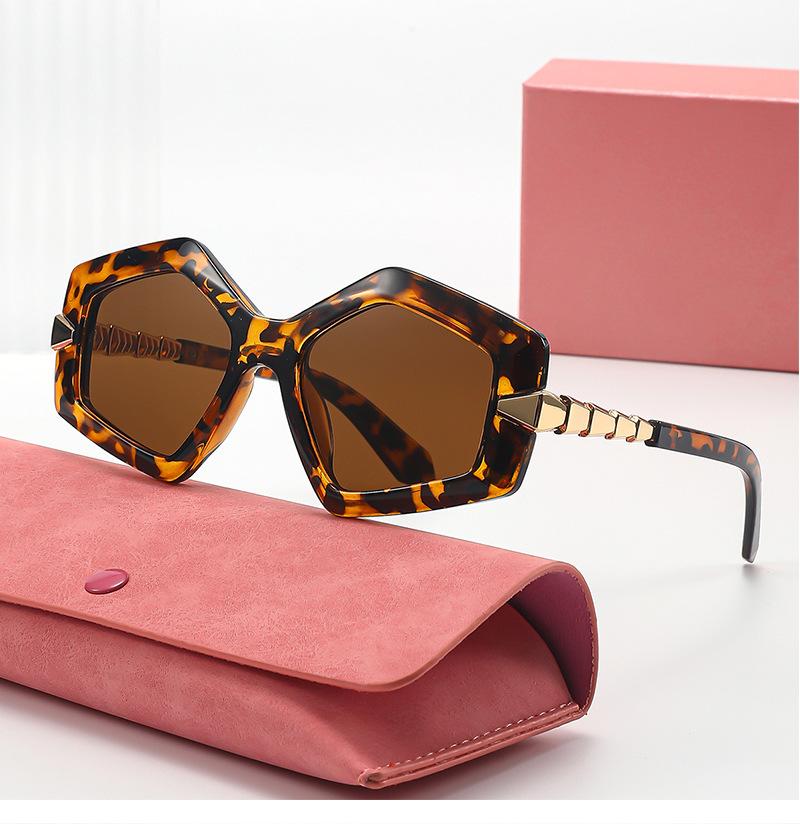 Cross Border European and American Double Beam Irregular Sunglasses 2023 New Retro Personalized Sunglasses Popular on the Intern as picture
Cross Border European and American Double Beam Irregular Sunglasses 2023 New Retro Personalized Sunglasses Popular on the Intern as picture