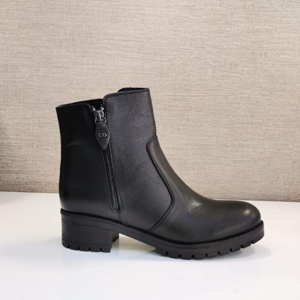 Сапоги из натуральной кожи в женском стиле
Сапоги из натуральной кожи в женском стиле