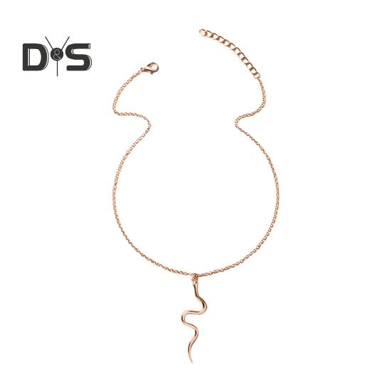 Женское ожерелье с подвеской в виде змеи, регулируемое с удлиненной цепочкой, винтажное женское ожерелье на ключицу, повседневное, для выпускного вечера, вечеринки, поездок на работу, свитера, украшения на шею розового золота
Женское ожерелье с подвеской в виде змеи, регулируемое с удлиненной цепочкой, винтажное женское ожерелье на ключицу, повседневное, для выпускного вечера, вечеринки, поездок на работу, свитера, украшения на шею розового золота