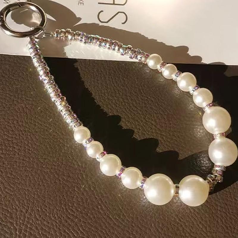 Pearl Mobile Phone Hanging Chain Diamond Light Luxury Pendant Trend Clothing Accessories Handmade Beads белый
Pearl Mobile Phone Hanging Chain Diamond Light Luxury Pendant Trend Clothing Accessories Handmade Beads белый