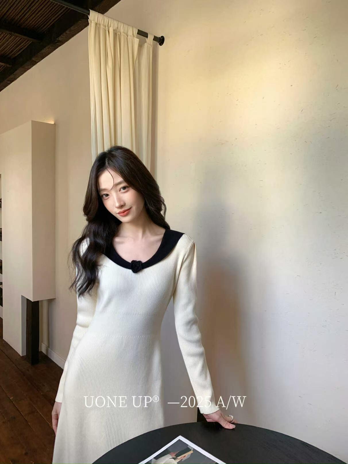 UONE2025 Autumn/Winter French Elegant Color Block Lapel Slim Knit Dress for Women. One Size чёрный
UONE2025 Autumn/Winter French Elegant Color Block Lapel Slim Knit Dress for Women. One Size чёрный