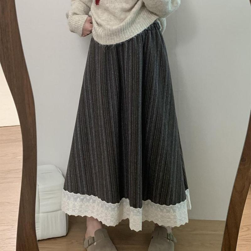 Vintage Lace Patchwork Woolen Striped Midi Skirt for Women - Fall/Winter High-Waist Slim-Fit A-Line Half Skirt with Ruffle Trim S
Vintage Lace Patchwork Woolen Striped Midi Skirt for Women - Fall/Winter High-Waist Slim-Fit A-Line Half Skirt with Ruffle Trim S