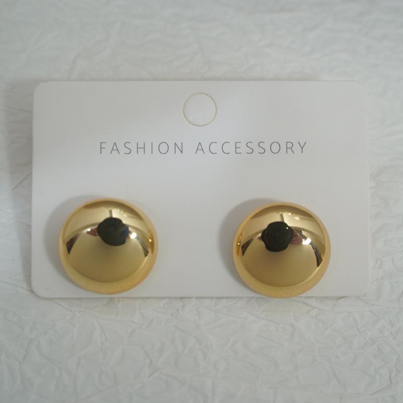 Cross-border Bear Earrings: Fashionable, Versatile, and Cute High-end Studs
Cross-border Bear Earrings: Fashionable, Versatile, and Cute High-end Studs
