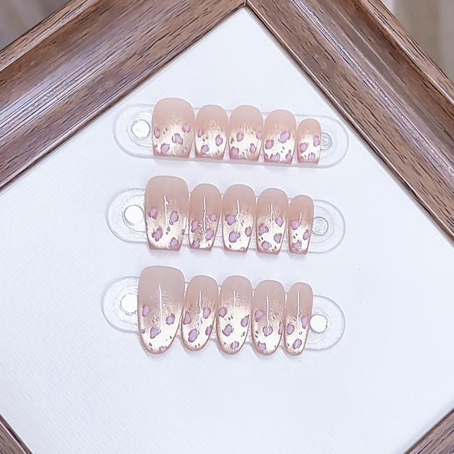 Hand-woven Armor Spring and Summer New Cat Eye Cute Leopard Print High-end Cat Eye Pure Temperament Manicure Sticker Extra small xs
Hand-woven Armor Spring and Summer New Cat Eye Cute Leopard Print High-end Cat Eye Pure Temperament Manicure Sticker Extra small xs