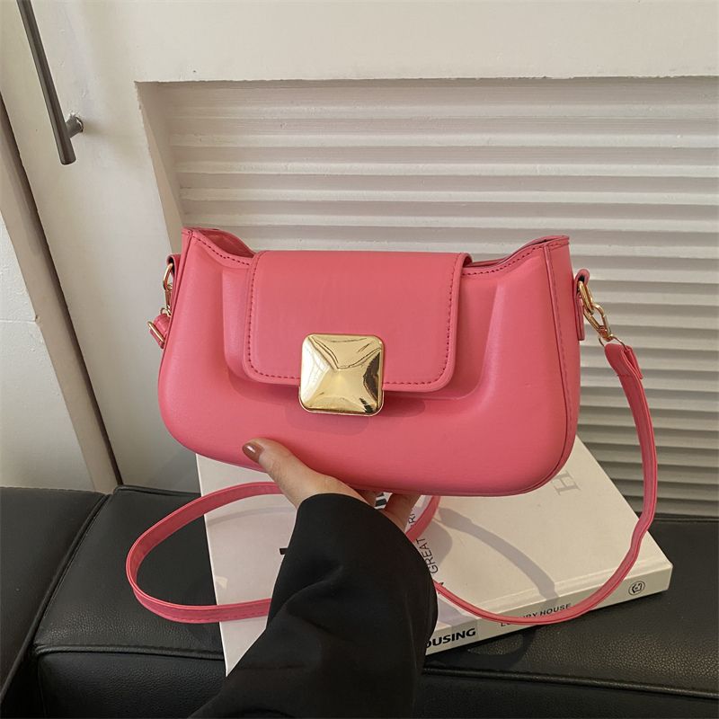 Niche designer high-end underarm bag 2025 new French versatile retro shoulder crossbody small square bag розовый
Niche designer high-end underarm bag 2025 new French versatile retro shoulder crossbody small square bag розовый