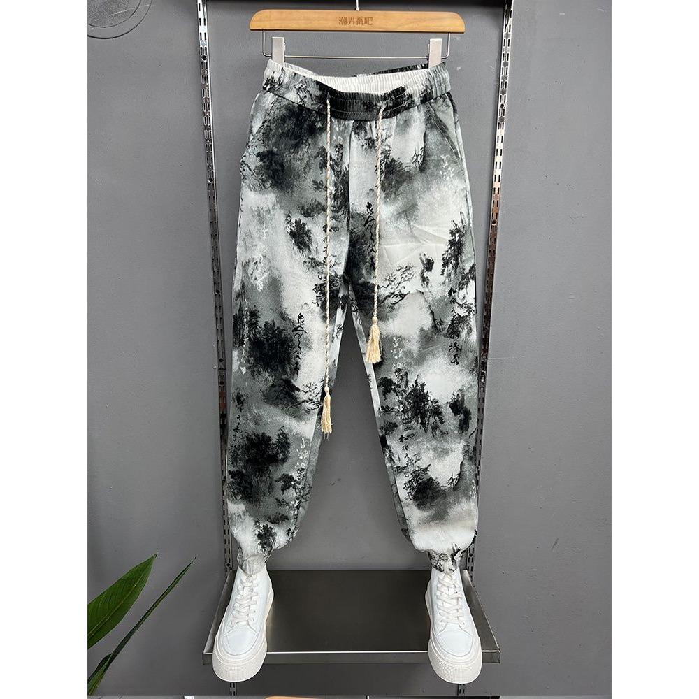 New Autumn Men Trendy Chinese Style Ice Silk Casual Quick-drying Breathable Loose Personalized Harem Pants Printing XXXL чорний
New Autumn Men Trendy Chinese Style Ice Silk Casual Quick-drying Breathable Loose Personalized Harem Pants Printing XXXL чорний