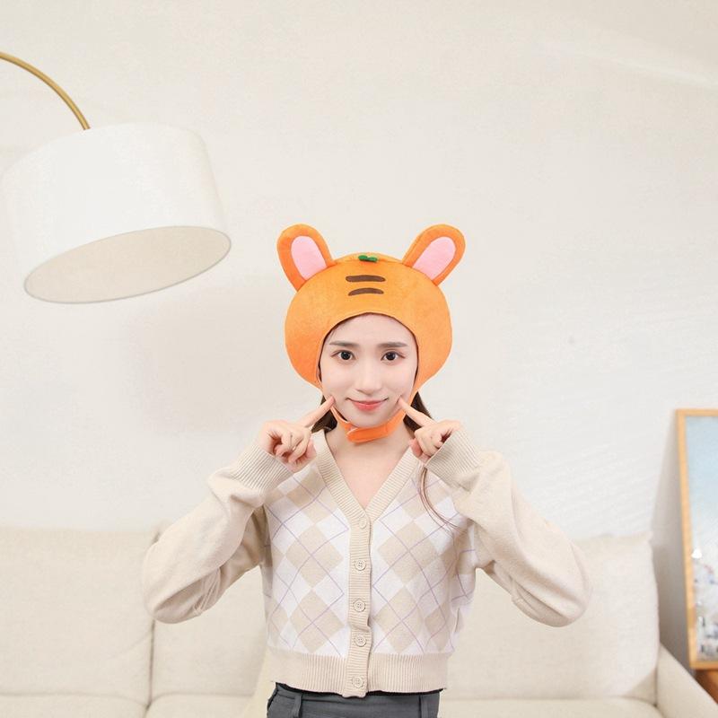 Короткий оранжевый морковный головной убор кролика, шляпа, фотореквизит, фотореквизит, мультяшный головной убор. 29*29CM0.1kg
Короткий оранжевый морковный головной убор кролика, шляпа, фотореквизит, фотореквизит, мультяшный головной убор. 29*29CM0.1kg