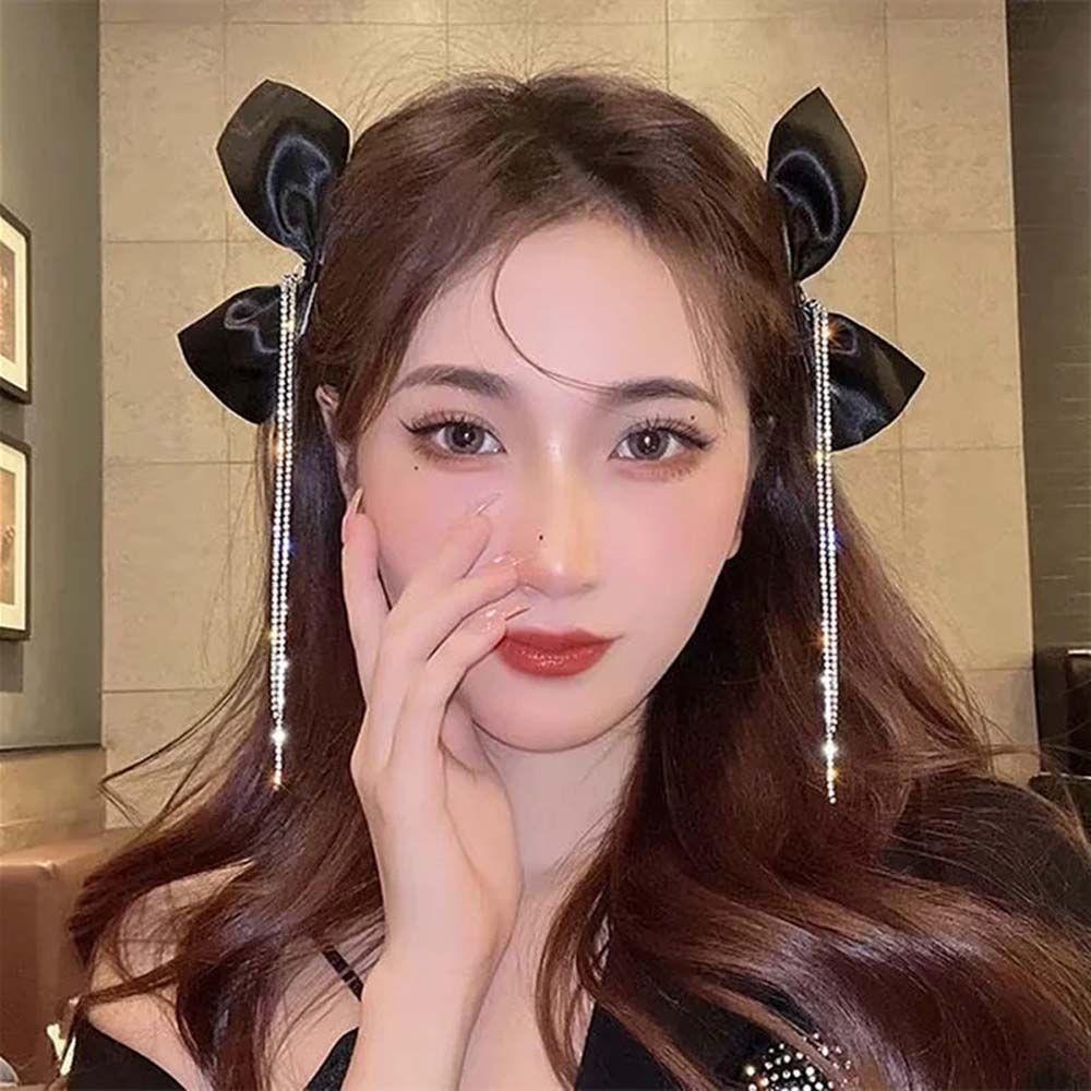 Rhinestone Chain Korean Style Hairpins Rhinestone Tassel Hair Clips Bangs Clip Bow Hair Clips
Rhinestone Chain Korean Style Hairpins Rhinestone Tassel Hair Clips Bangs Clip Bow Hair Clips