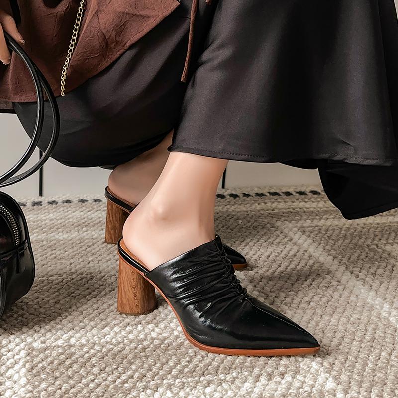 Fashion 2025 New Summer Women Mules Pointed Toe High Heel Shoes Genuine Leather Women Shoes Cover Toe Slingback Sandals Modern Slippers 34
Fashion 2025 New Summer Women Mules Pointed Toe High Heel Shoes Genuine Leather Women Shoes Cover Toe Slingback Sandals Modern Slippers 34
