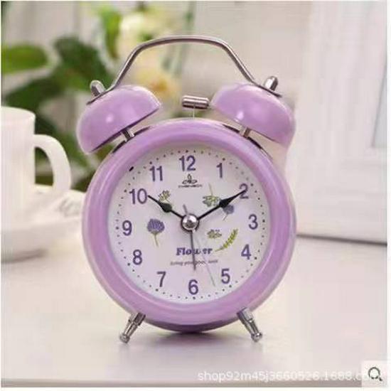 Креативный светодиодный металлический будильник с мультяшным рисунком для детей - бесшумный, многофункциональный, светящийся прикроватный будильник
Креативный светодиодный металлический будильник с мультяшным рисунком для детей - бесшумный, многофункциональный, светящийся прикроватный будильник