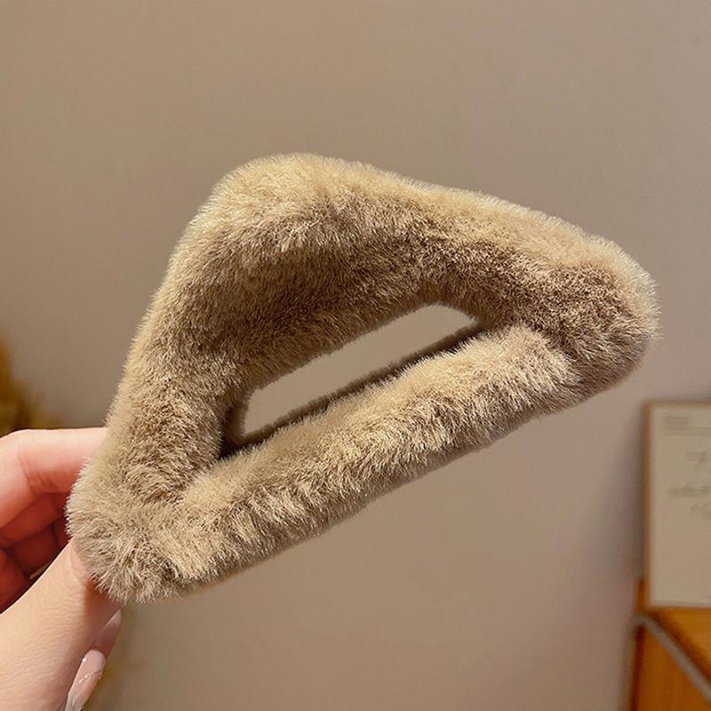 Cute Autumn Winter Large Simple Atmospheric Plush Hair Clip For Women Large High-end Shark Clip Headwear Hair Accessories A12
Cute Autumn Winter Large Simple Atmospheric Plush Hair Clip For Women Large High-end Shark Clip Headwear Hair Accessories A12