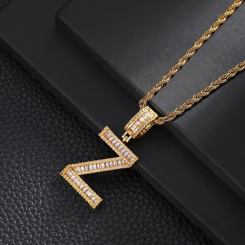 26 English Letters Pendant Necklace Copper Inlaid Zircon Versatile Jewelry Necklace
26 English Letters Pendant Necklace Copper Inlaid Zircon Versatile Jewelry Necklace