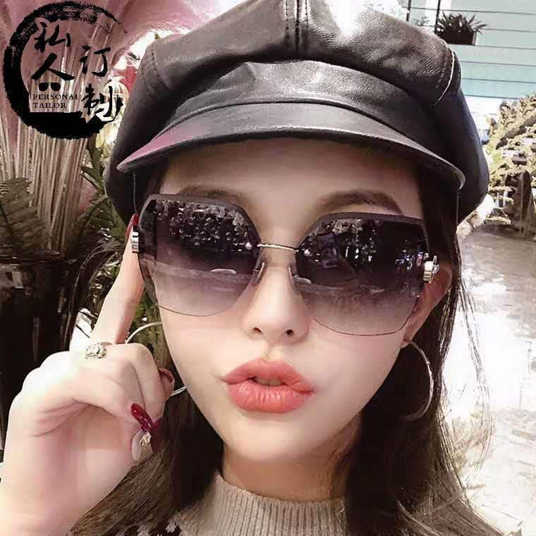 Trimmed Rimless Sunglasses Women S Diamond-Encrusted Sunglasses Trendy Street Glasses
Trimmed Rimless Sunglasses Women S Diamond-Encrusted Sunglasses Trendy Street Glasses