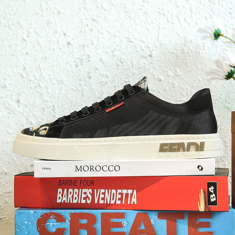 2024 spring and summer niche canvas splicing bear breathable board shoes retro Hong Kong trend with men s shoes Douyin live stream board shoes 39 чёрный
2024 spring and summer niche canvas splicing bear breathable board shoes retro Hong Kong trend with men s shoes Douyin live stream board shoes 39 чёрный