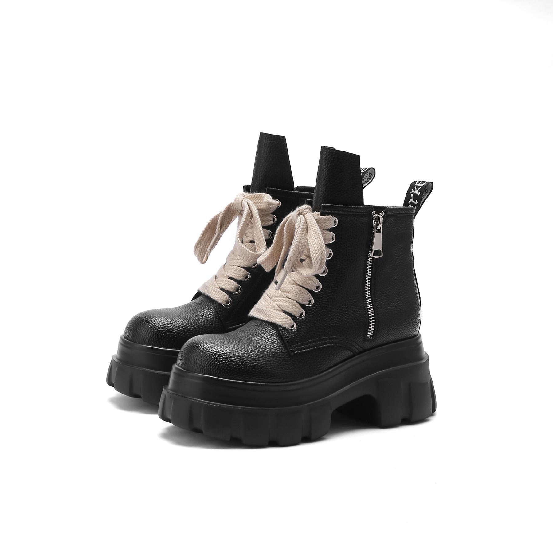 Женские ботинки Мартин в британском стиле 2025: Сладкие и крутые осенние ботильоны, модные и стильные с внутренней высотой, идеально подходят для уличной и мотоциклетной носки. 37
Женские ботинки Мартин в британском стиле 2025: Сладкие и крутые осенние ботильоны, модные и стильные с внутренней высотой, идеально подходят для уличной и мотоциклетной носки. 37