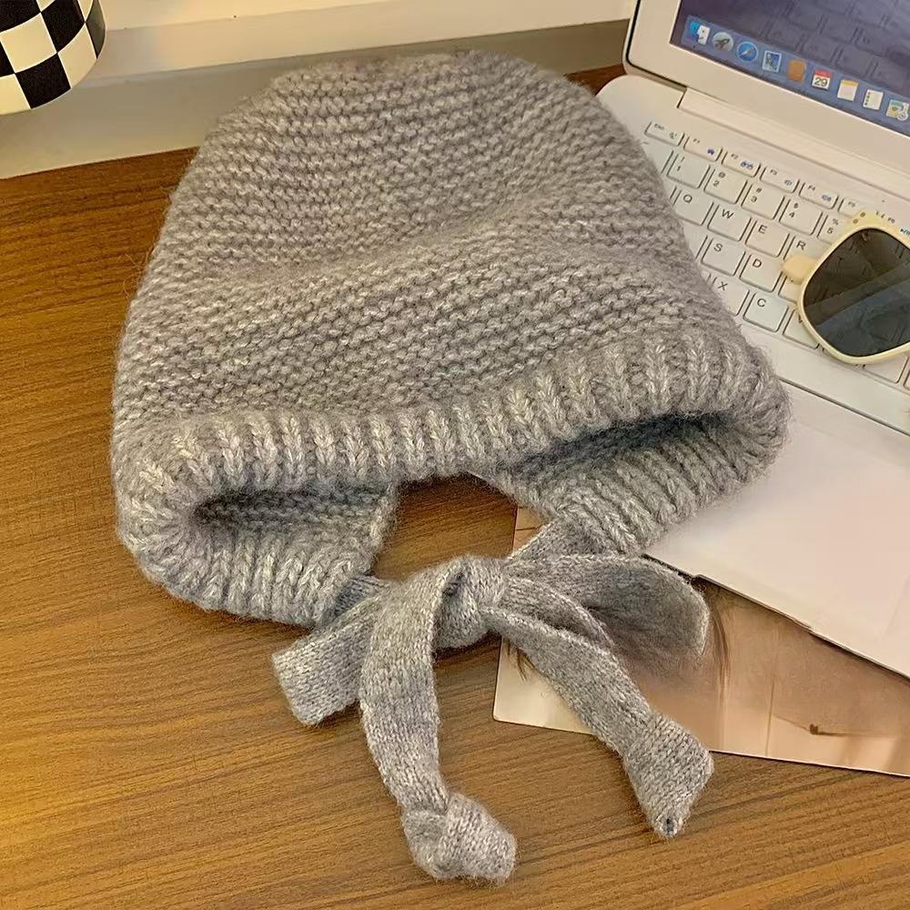 Двусторонняя шляпа для женщин на осень и зиму. Теплая и универсальная шерстяная шапка с завязками и помпонами. Милая и универсальная защита для ушей. One Size
Двусторонняя шляпа для женщин на осень и зиму. Теплая и универсальная шерстяная шапка с завязками и помпонами. Милая и универсальная защита для ушей. One Size