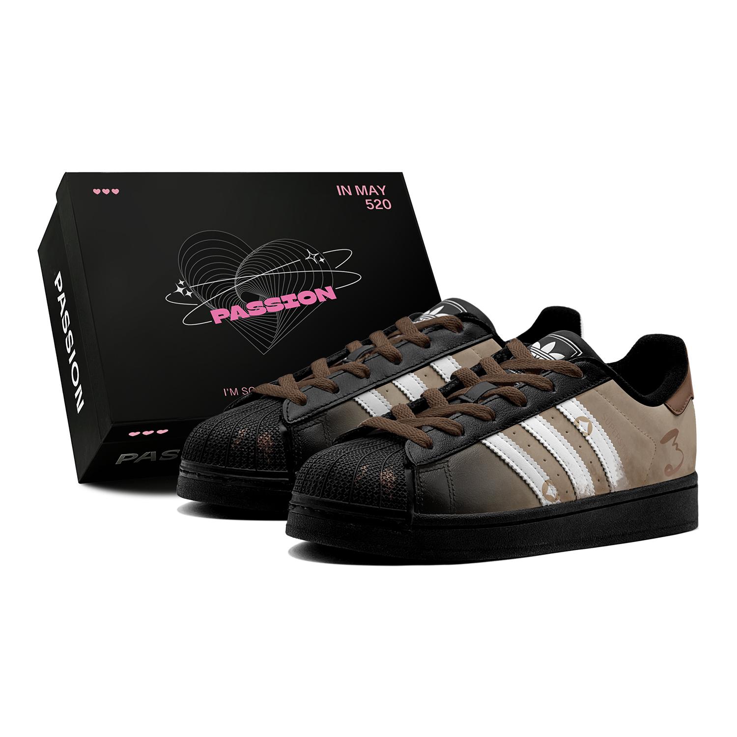 Adidas Originals Superstar 2 Couple s, Wealth, Copper Coin, Old Money Style Low top Skateboard Shoes Unisex Umber JI0079(TeamS2-S-BOX) 40
Adidas Originals Superstar 2 Couple s, Wealth, Copper Coin, Old Money Style Low top Skateboard Shoes Unisex Umber JI0079(TeamS2-S-BOX) 40