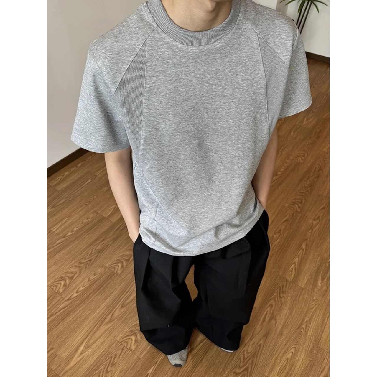 Grey Men s Ribbed Panel Heavyweight T-Shirt with Air Cotton Fabric and Short Sleeves 2XL
Grey Men s Ribbed Panel Heavyweight T-Shirt with Air Cotton Fabric and Short Sleeves 2XL