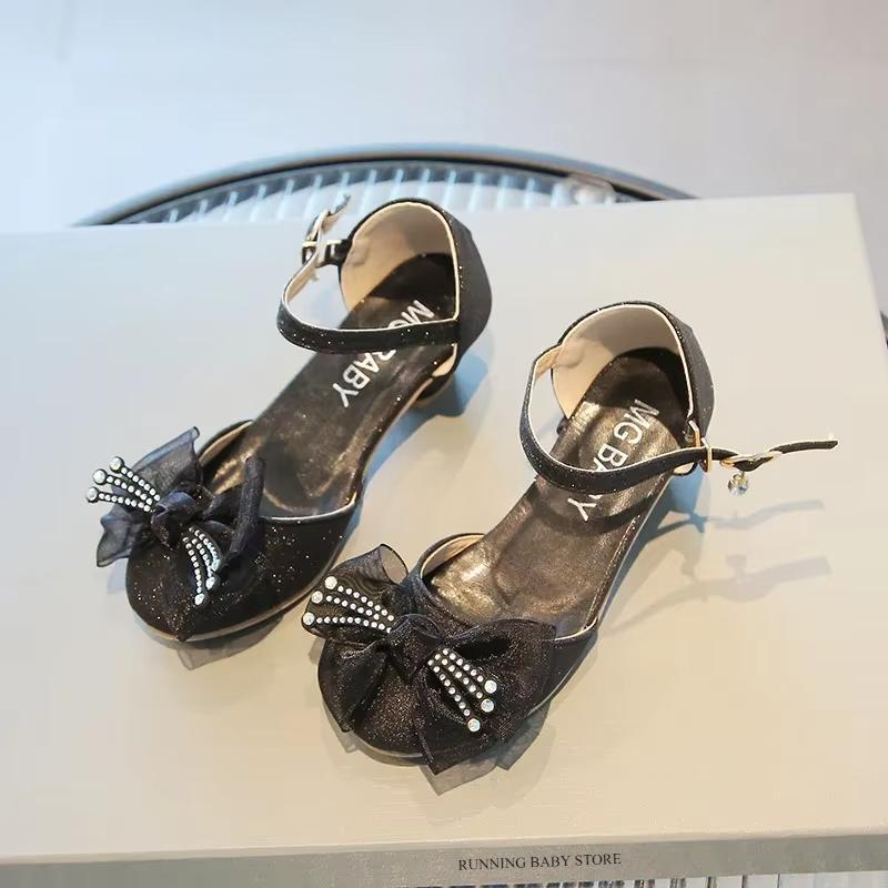 High Heels Sandals for Girls Rhinestone Bling Wedding Party Dress Shoes Butterfly-knot Little Girl Pumps with Rhinestone I04015 26 чорний
High Heels Sandals for Girls Rhinestone Bling Wedding Party Dress Shoes Butterfly-knot Little Girl Pumps with Rhinestone I04015 26 чорний
