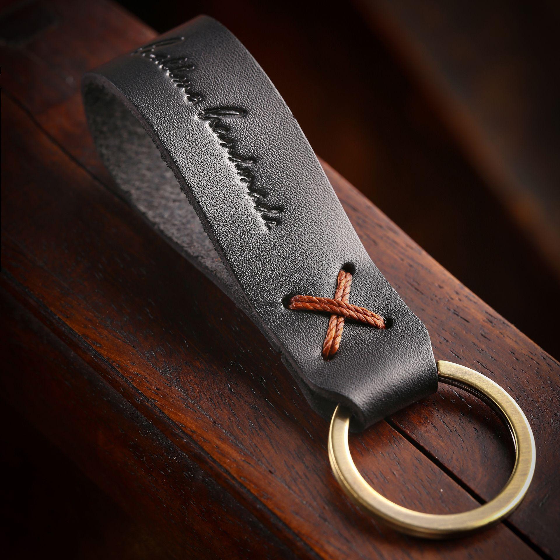 Cowhide Creative Retro Keychain Handmade First-Layer Leather Car Keychain For Mercedes-Benz And Bmw чорний
Cowhide Creative Retro Keychain Handmade First-Layer Leather Car Keychain For Mercedes-Benz And Bmw чорний