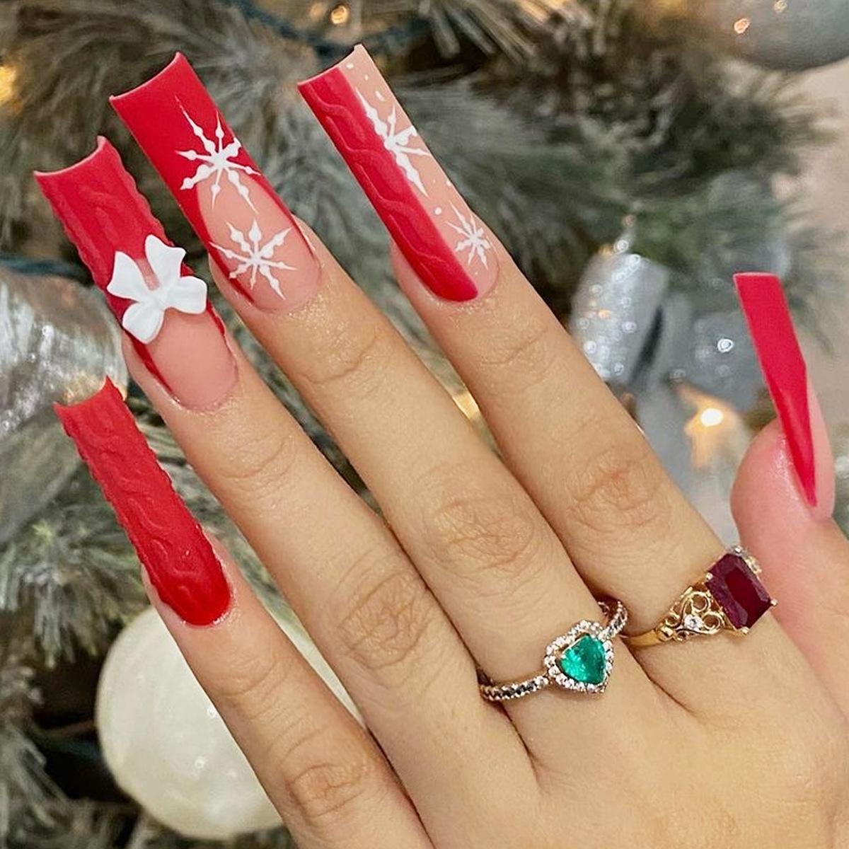 Christmas Snowflake Press-On Nails with Sweater Texture and Bow - Ready-to-Wear Nail Art Pieces
Christmas Snowflake Press-On Nails with Sweater Texture and Bow - Ready-to-Wear Nail Art Pieces
