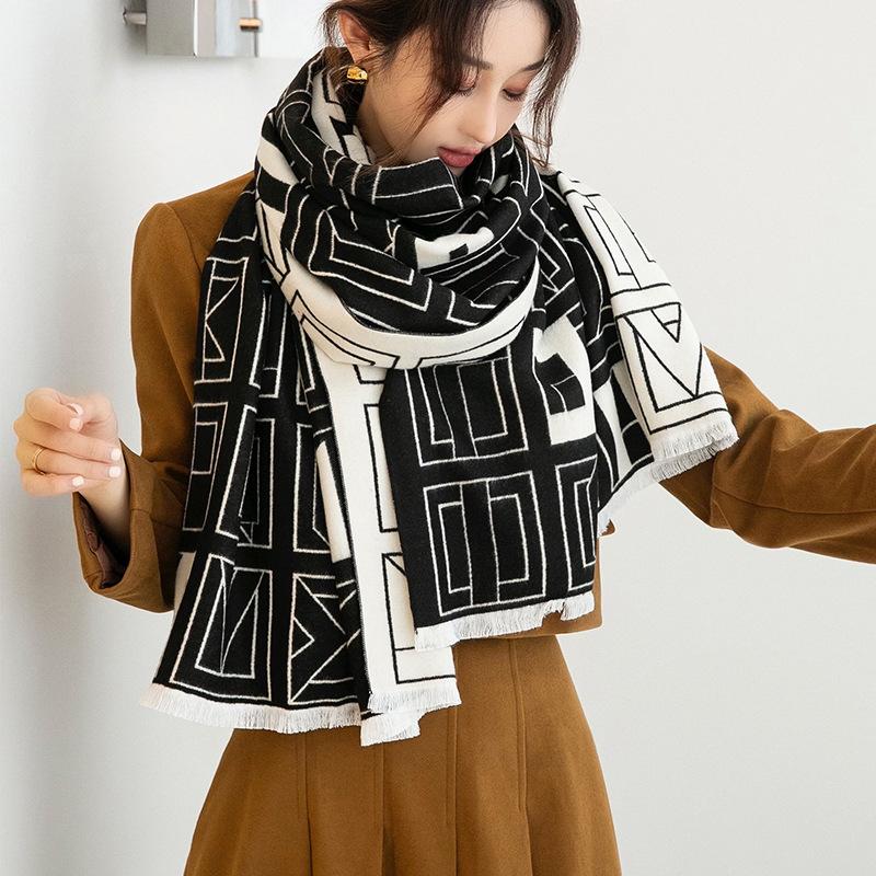 New Korean Style Geometric Warm Scarf for Autumn and Winter Dual-purpose Air-conditioned Room Shawl for Students Windproof Scarf Outside 65*185cm
New Korean Style Geometric Warm Scarf for Autumn and Winter Dual-purpose Air-conditioned Room Shawl for Students Windproof Scarf Outside 65*185cm