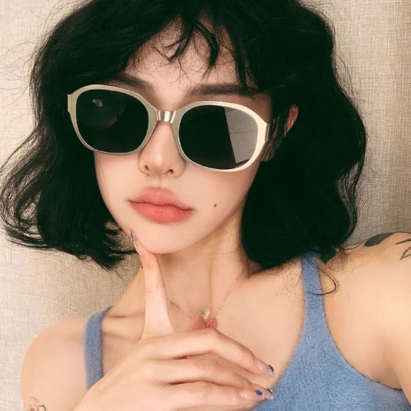 LOOKING4U NeoRetro 6202 Round Fit Sunglasses C3 Gray GRAY
LOOKING4U NeoRetro 6202 Round Fit Sunglasses C3 Gray GRAY