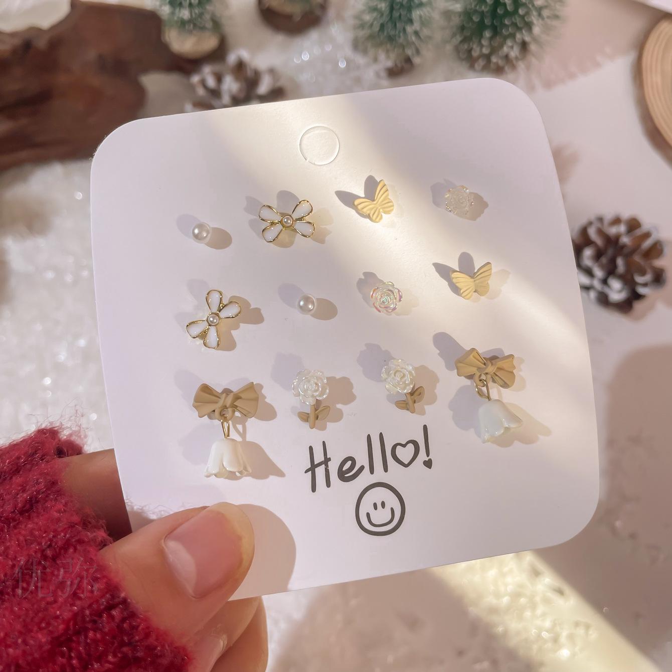 Милые серьги-иглочки Little Bear Rose Silver на осень/зиму - стиль High-End Maillard Ins
Милые серьги-иглочки Little Bear Rose Silver на осень/зиму - стиль High-End Maillard Ins