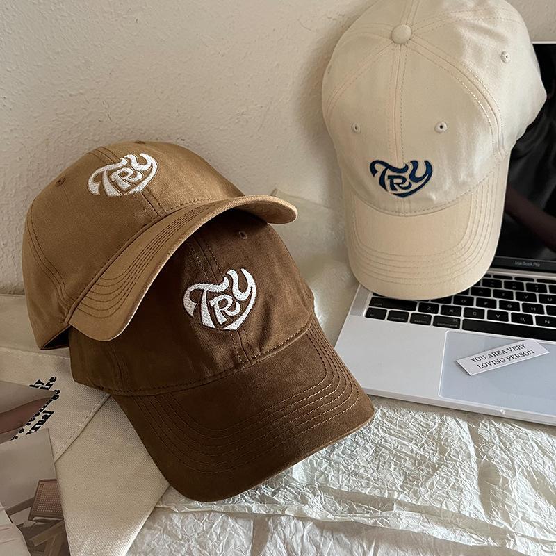 Japanese Spring and Summer Students Letter Embroidered Baseball Cap Korean Version Men and Women Casual Shopping Couple Trendy Baseball Cap M(54-58cm)
Japanese Spring and Summer Students Letter Embroidered Baseball Cap Korean Version Men and Women Casual Shopping Couple Trendy Baseball Cap M(54-58cm)