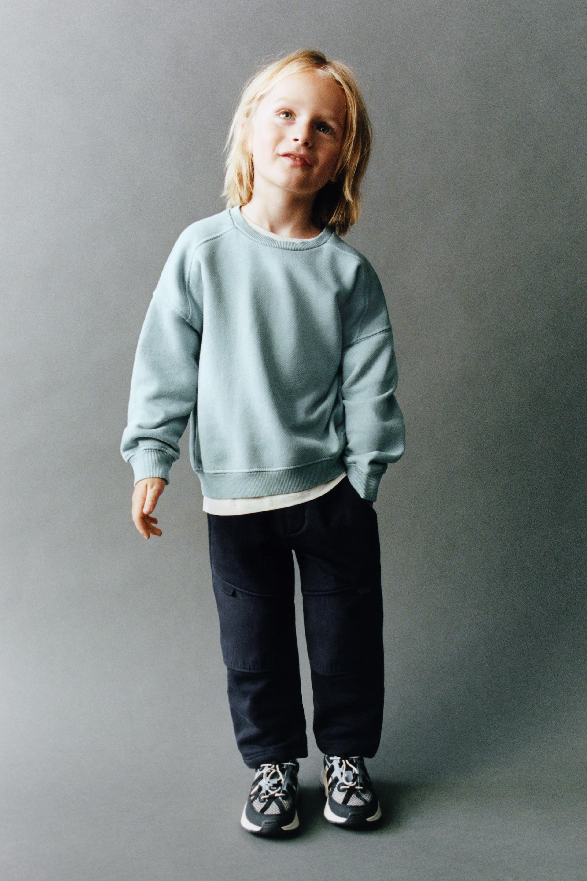 БРЮКИ ИЗ КОНТРАСТНОГО ДЖЕРСИ
БРЮКИ ИЗ КОНТРАСТНОГО ДЖЕРСИ