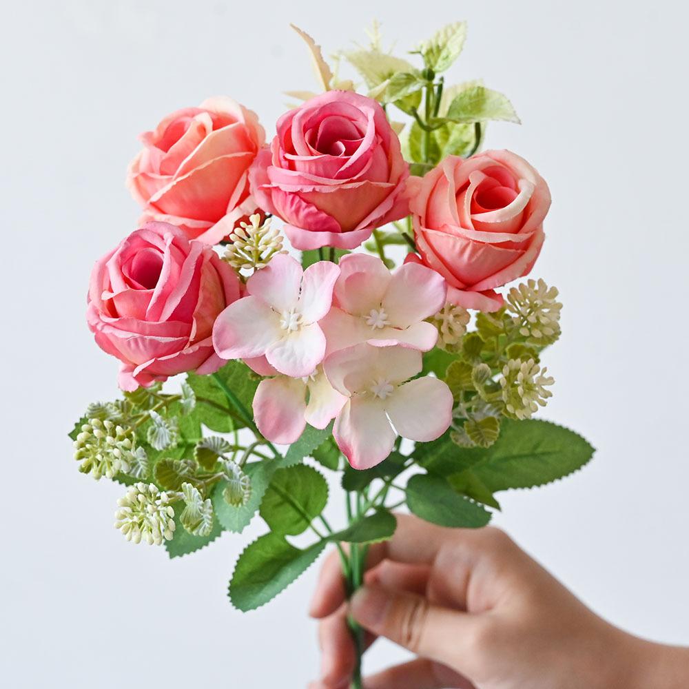 Имитация букета роз Реквизит для фотосъемки Украшение для дома Ручная европейская картина маслом Букет роз Имитация цветов Искусственные цветы
Имитация букета роз Реквизит для фотосъемки Украшение для дома Ручная европейская картина маслом Букет роз Имитация цветов Искусственные цветы