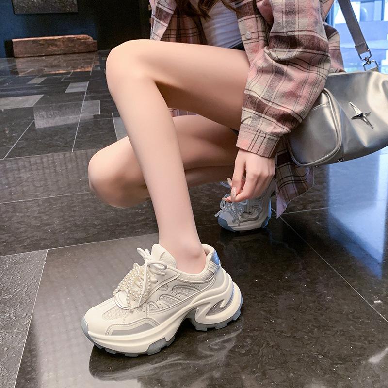 Platform-soled German training shoes women s spring new sports and leisure shoes mesh breathable retro versatile comfortable Forrest Gump shoes 35
Platform-soled German training shoes women s spring new sports and leisure shoes mesh breathable retro versatile comfortable Forrest Gump shoes 35