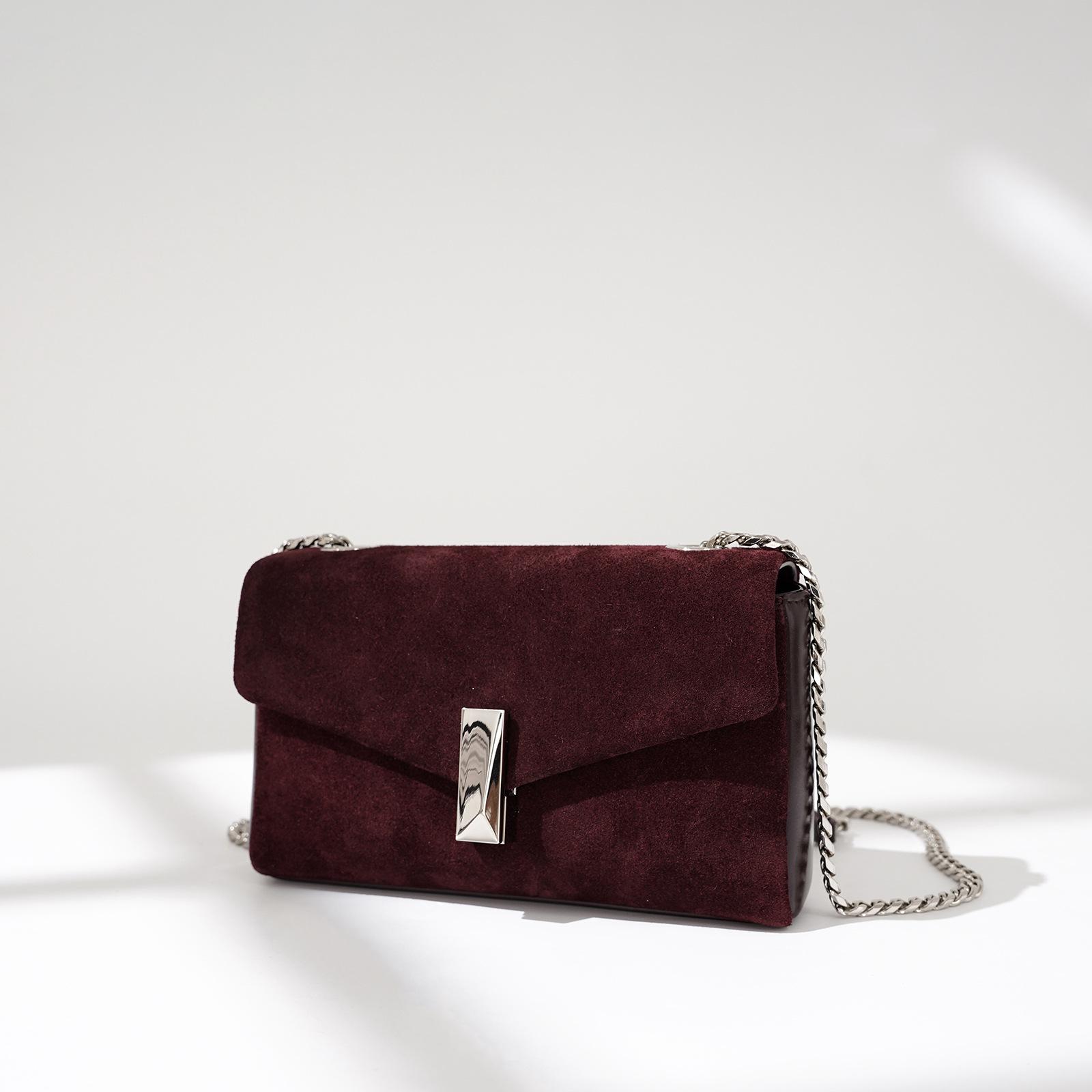 New High-end Sense, Small and Exquisite Clutch Bag, Shoulder Messenger Women s Bag, Genuine Leather Matte Cowhide Women s Bag бордовый
New High-end Sense, Small and Exquisite Clutch Bag, Shoulder Messenger Women s Bag, Genuine Leather Matte Cowhide Women s Bag бордовый