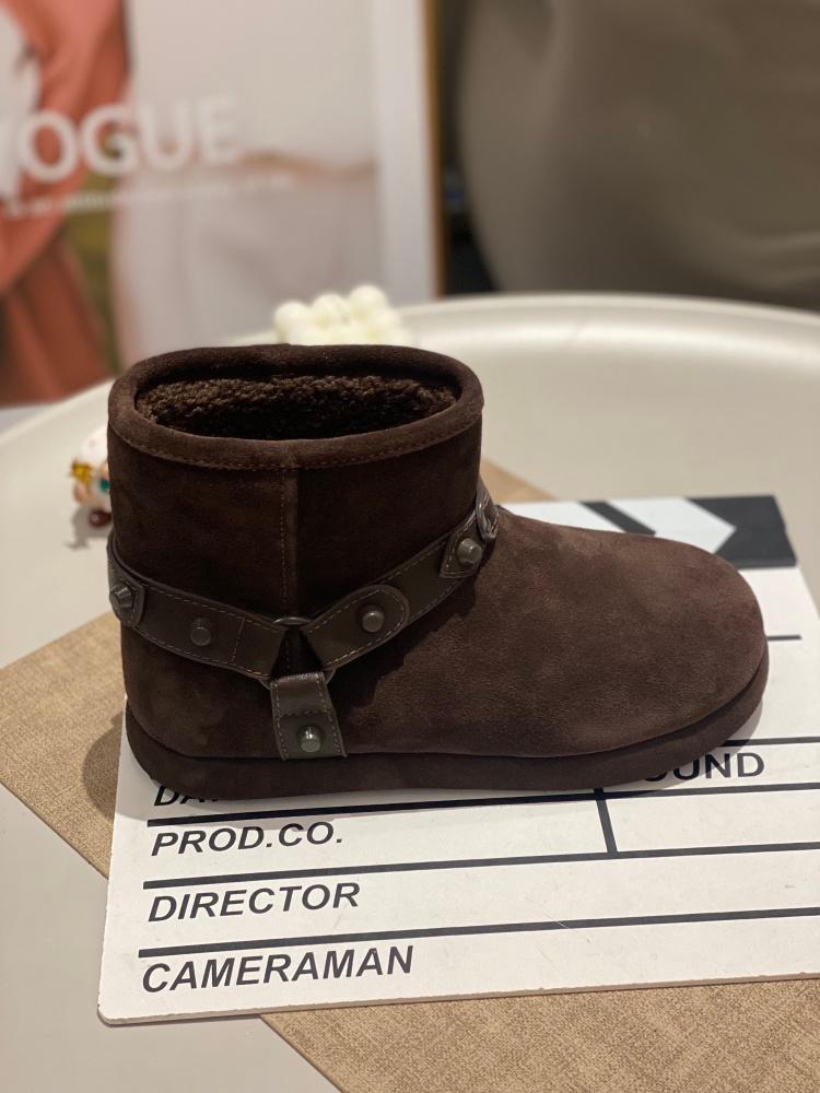 Fleece warm snow boots women s winter 2025 new fashion comfortable lightweight casual retro round head women s shoes 40
Fleece warm snow boots women s winter 2025 new fashion comfortable lightweight casual retro round head women s shoes 40