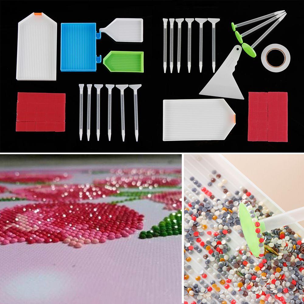 Tray Full Square Round Cross Stitch Point Drill Pen Embroidery Corrector 5D Diamond Painting Kits
Tray Full Square Round Cross Stitch Point Drill Pen Embroidery Corrector 5D Diamond Painting Kits
