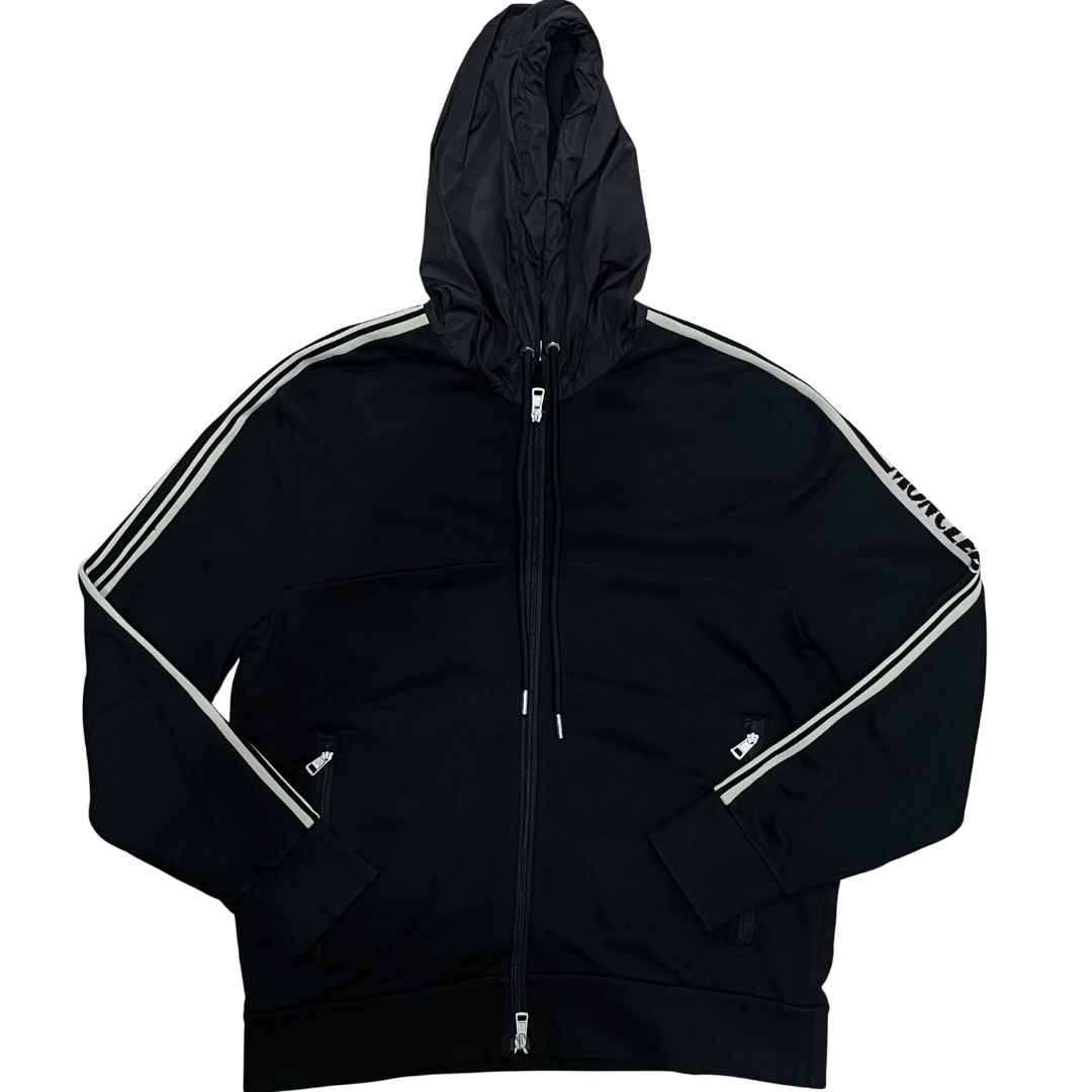 Вживаний чоловічий пуховик MONCLER F10918G70200 V8104 XXL чорний
Вживаний чоловічий пуховик MONCLER F10918G70200 V8104 XXL чорний