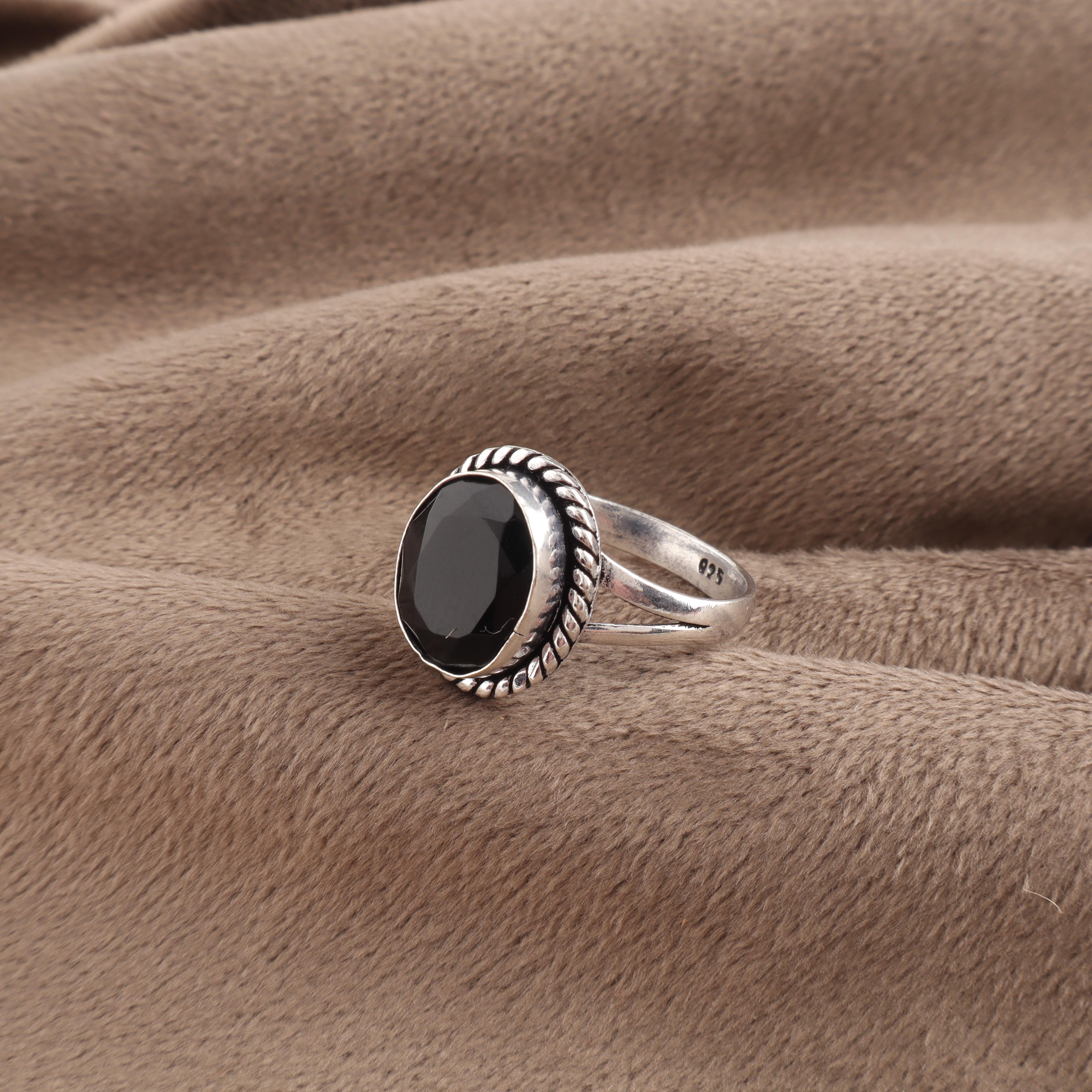 Natural Black Onyx Gemstone 925 Sterling Silver Jewelry Handcrafted Ring For Engagement Gift RR-84-21 4
Natural Black Onyx Gemstone 925 Sterling Silver Jewelry Handcrafted Ring For Engagement Gift RR-84-21 4