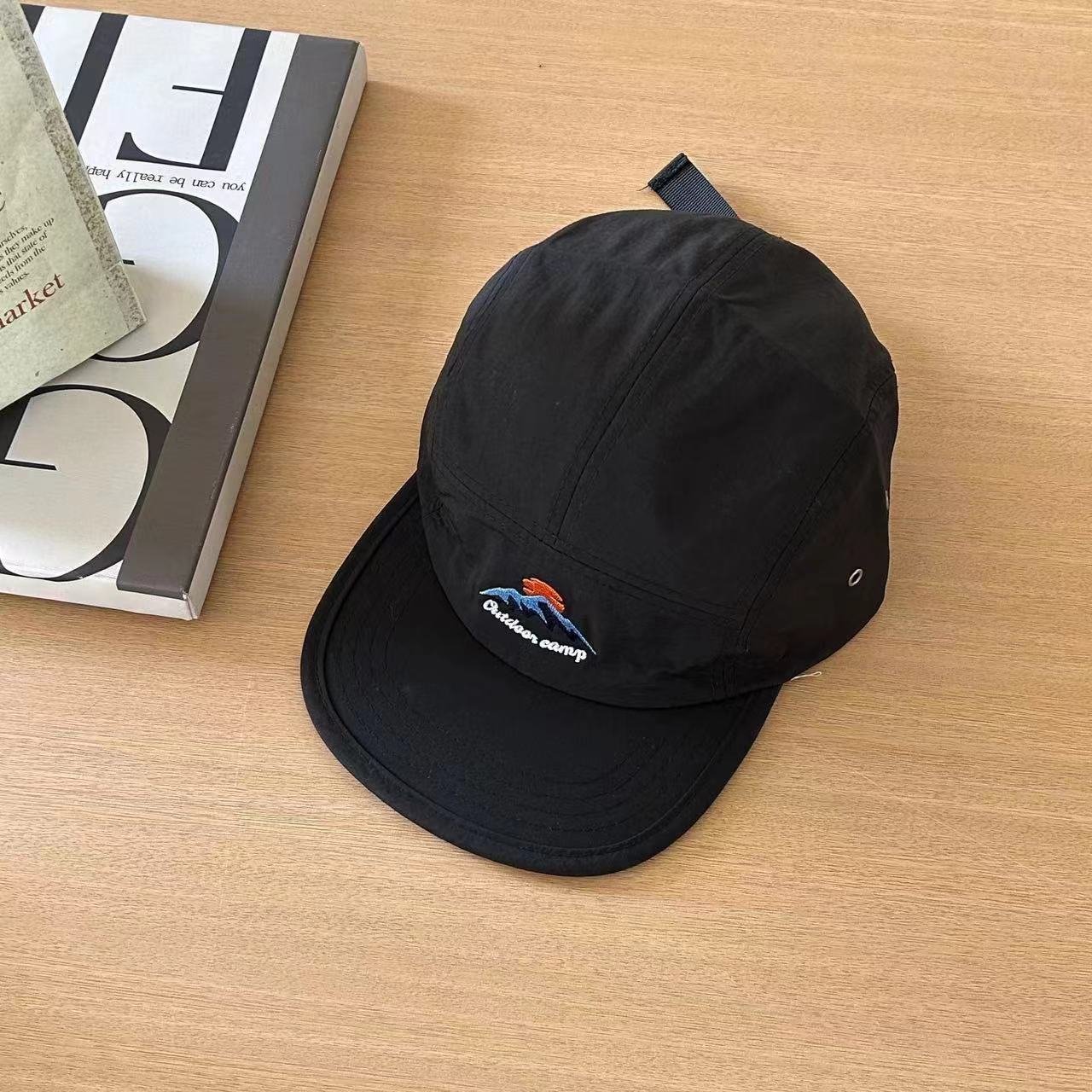 Универсальная кепка для кемпинга на открытом воздухе, ветрозащитная, с плоскими карнизами, ветрозащитная, с плоскими карнизами, быстросохнущая, солнцезащитная, модная, для мужчин и женщин M(56-58cm) чёрный
Универсальная кепка для кемпинга на открытом воздухе, ветрозащитная, с плоскими карнизами, ветрозащитная, с плоскими карнизами, быстросохнущая, солнцезащитная, модная, для мужчин и женщин M(56-58cm) чёрный