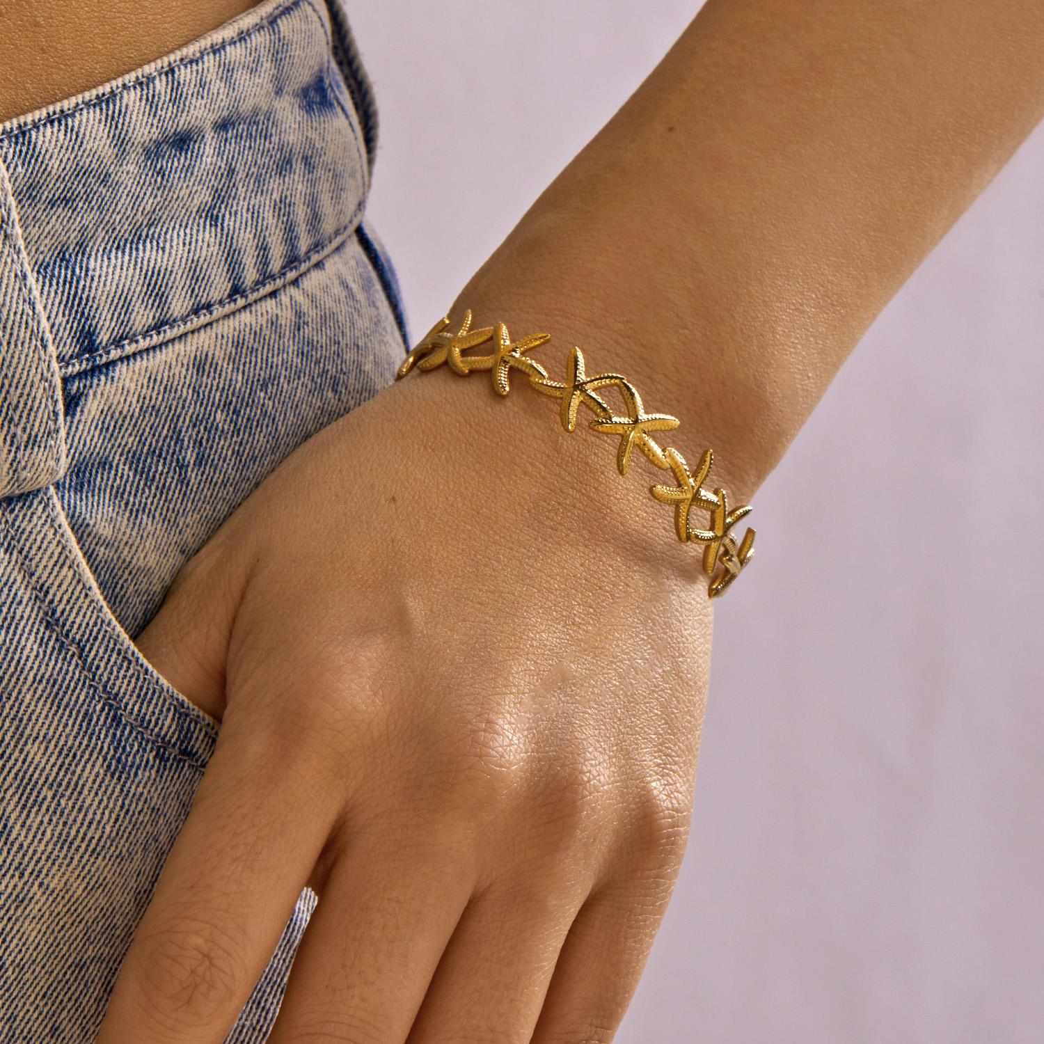 Summer Ocean Style Fish Shell Starfish Cuff Open Bangle for Women Gold Color Stainless Steel Bracelet Aesthetic Party Jewelry
Summer Ocean Style Fish Shell Starfish Cuff Open Bangle for Women Gold Color Stainless Steel Bracelet Aesthetic Party Jewelry