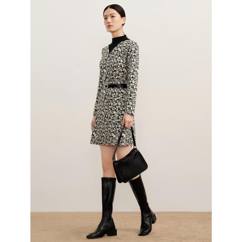 Jiuzi Anna Kou Romantic Floral Faux Two-Piece Semi-High Neck Dress L
Jiuzi Anna Kou Romantic Floral Faux Two-Piece Semi-High Neck Dress L