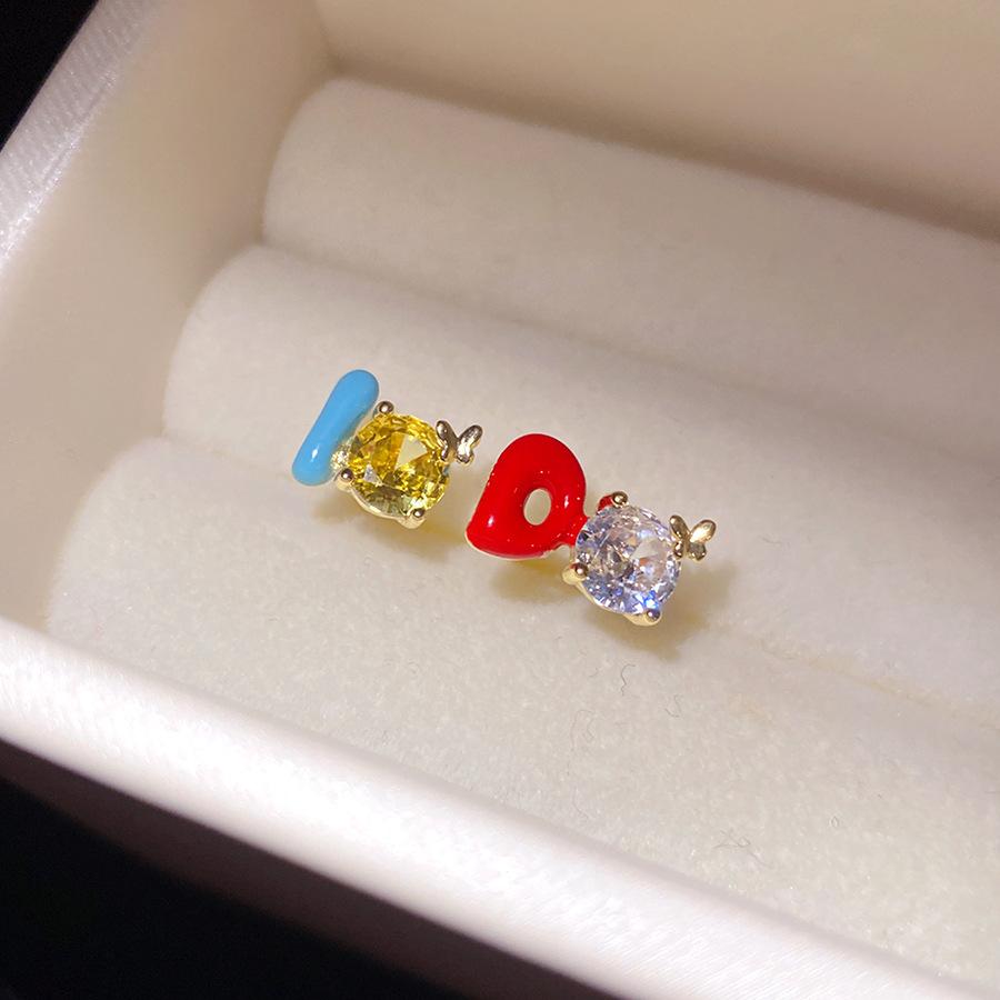 K real gold electroplated silver needle zircon oil drop earrings personalized design sense versatile earrings light luxury high sense earrings
K real gold electroplated silver needle zircon oil drop earrings personalized design sense versatile earrings light luxury high sense earrings