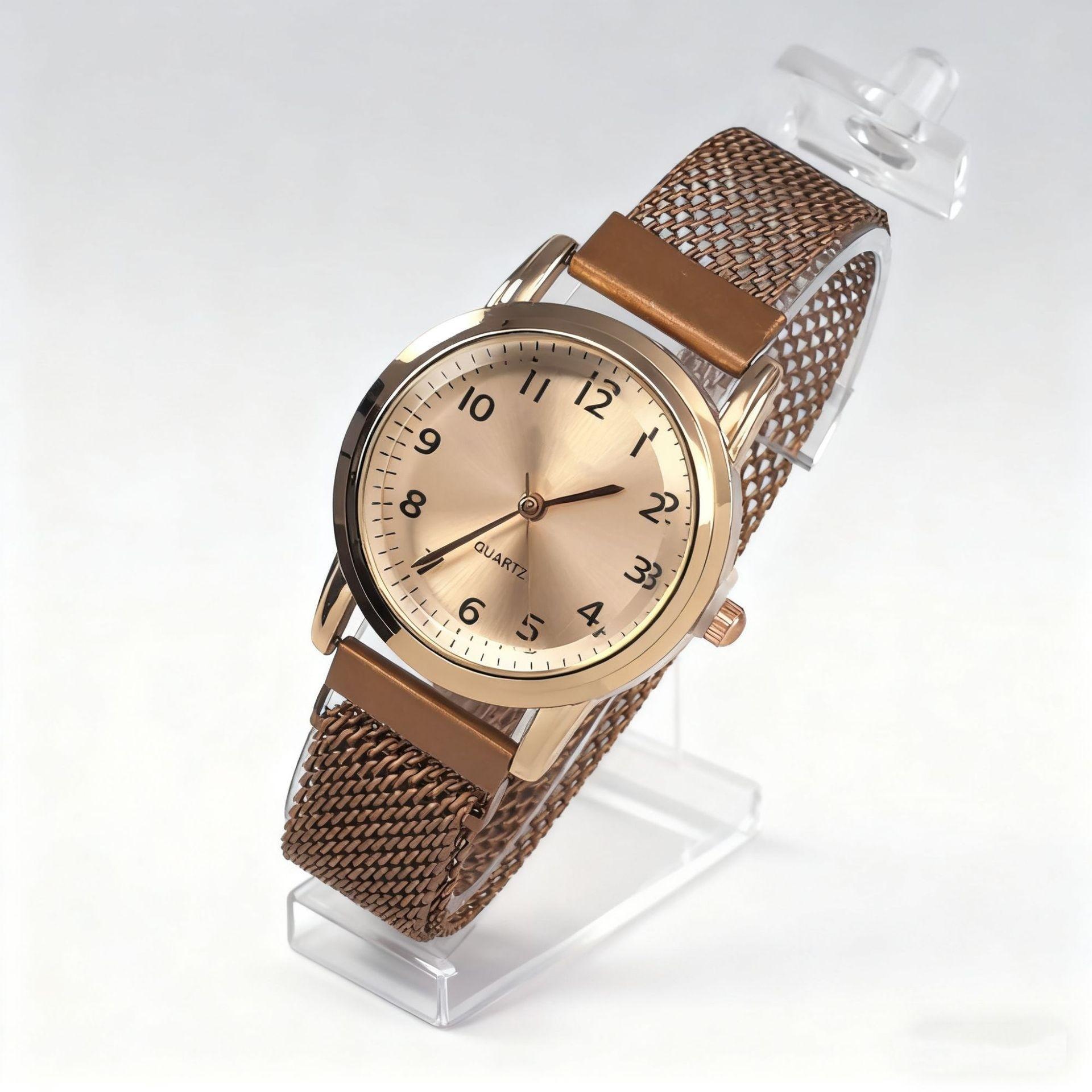 Luxury Women Watches New Silver Minimalist Business Ladies Quartz Watches Steel Band Wristwatch Clock золотистый
Luxury Women Watches New Silver Minimalist Business Ladies Quartz Watches Steel Band Wristwatch Clock золотистый